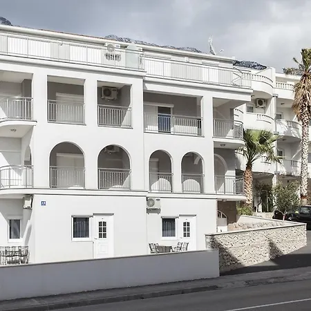 Klara Apartamento Baška Voda